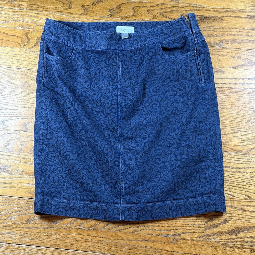 LOFT Skirt Womens 12 Blue Denim Floral Pencil Short Stretch Workwear Vacation‎